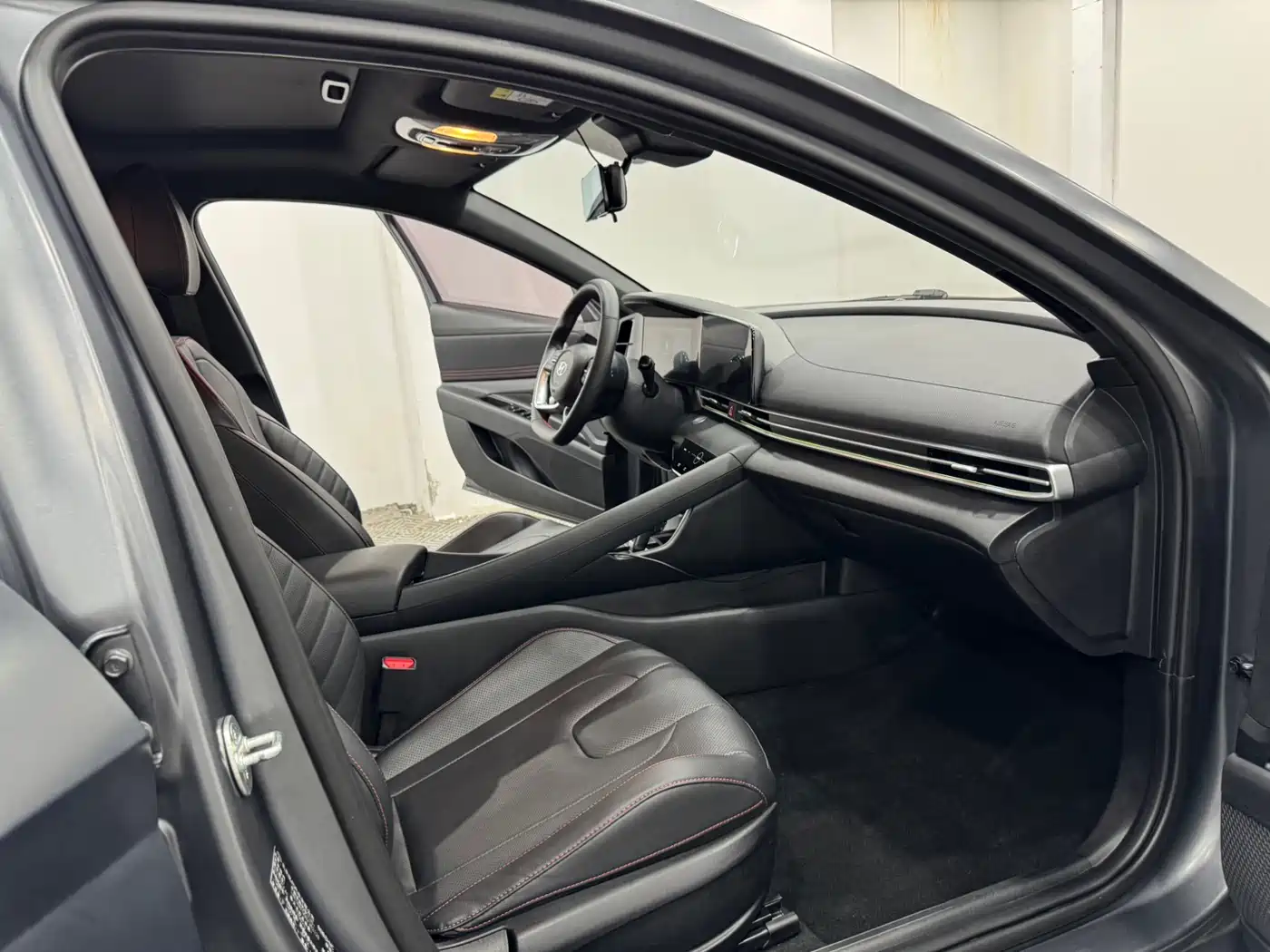 Hyundai Elantra 2022