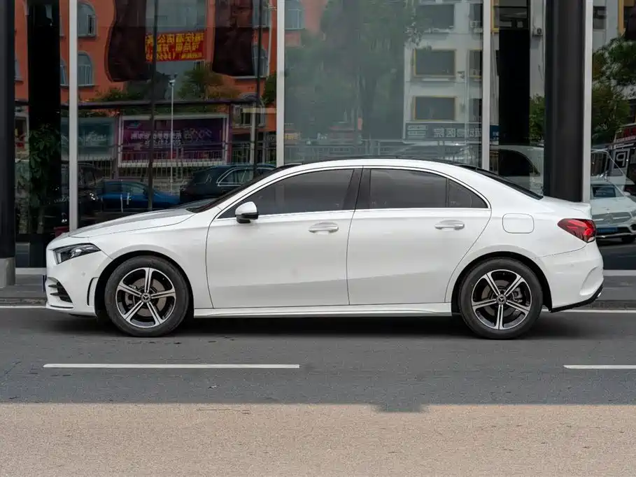 Mercedes-Benz A-Класс 2023