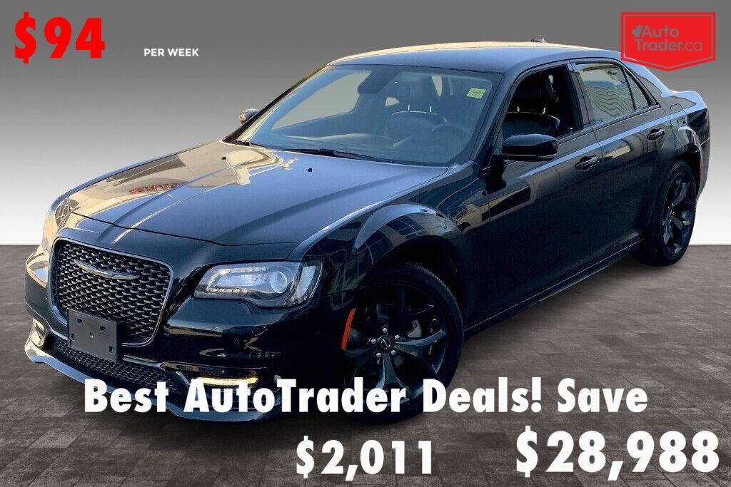 Chrysler 300 2022