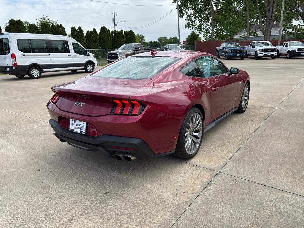 Ford Mustang 2025