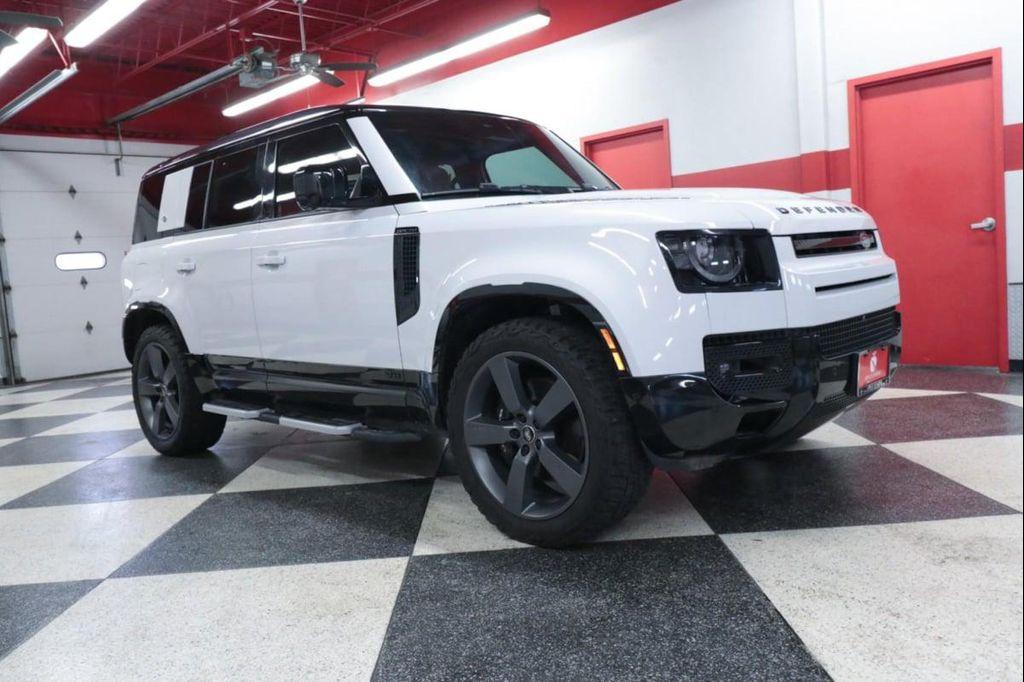 Land Rover Defender 2023