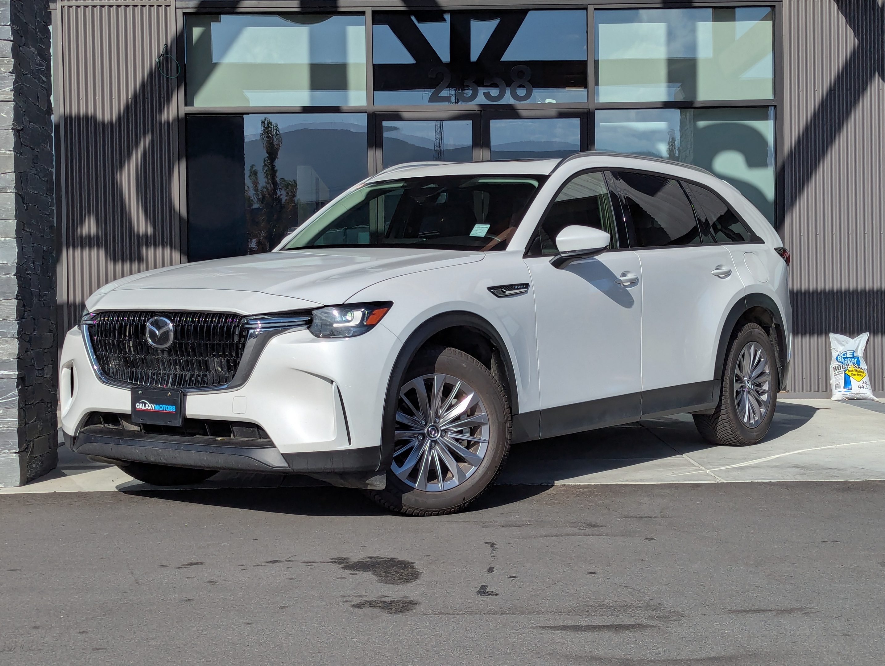 Mazda CX-90 2025