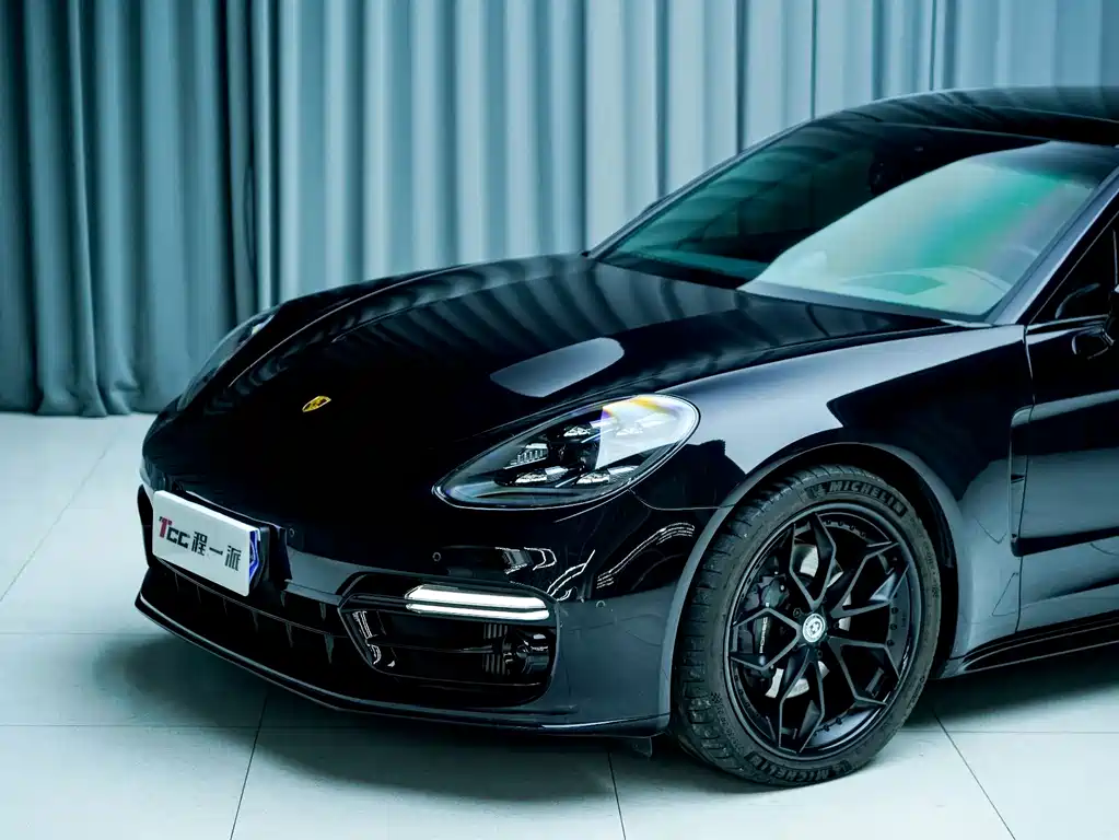 Porsche Panamera 2024