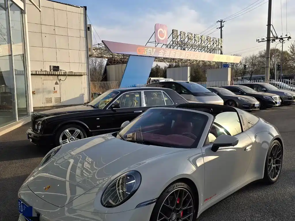 Porsche 911 2022