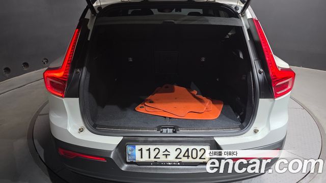 Volvo XC40 2021