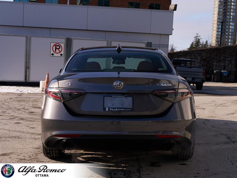 Alfa Romeo Giulia 2024