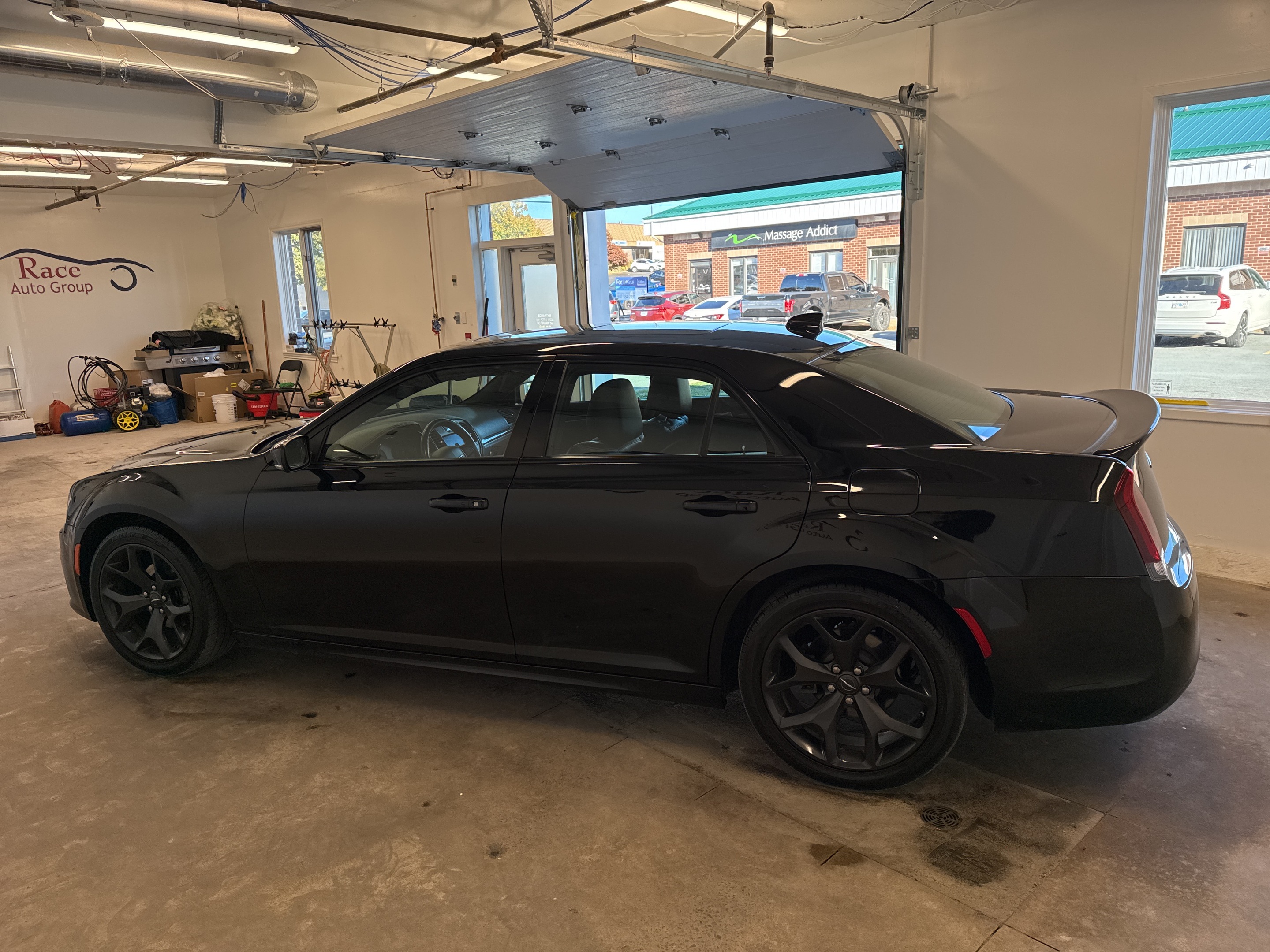 Chrysler 300 2022