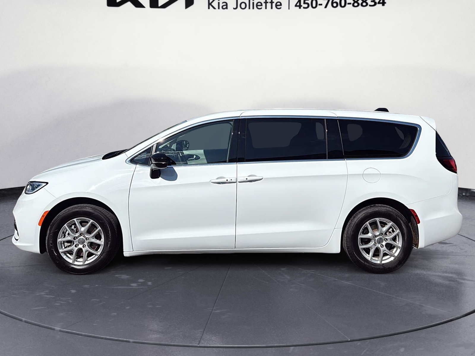 Chrysler Pacifica 2024