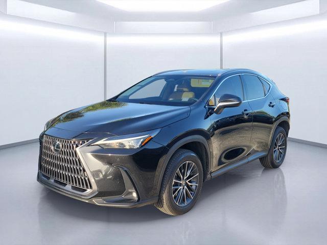 Lexus NX 2025