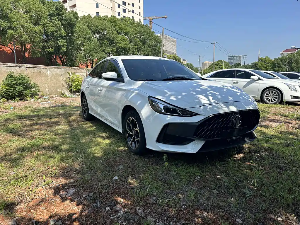 MG MG5 2021