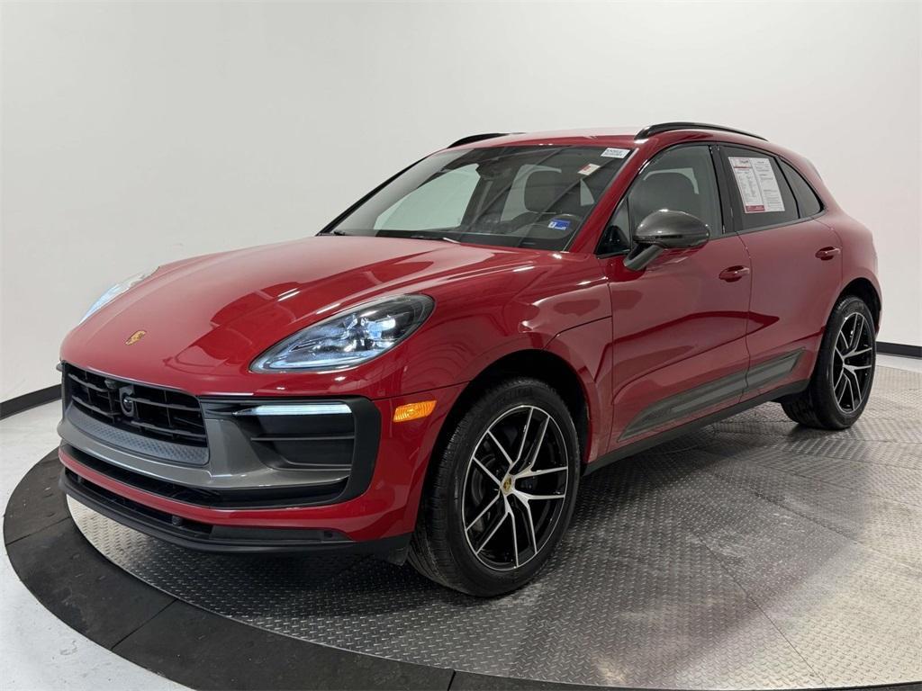 Porsche Macan 2025