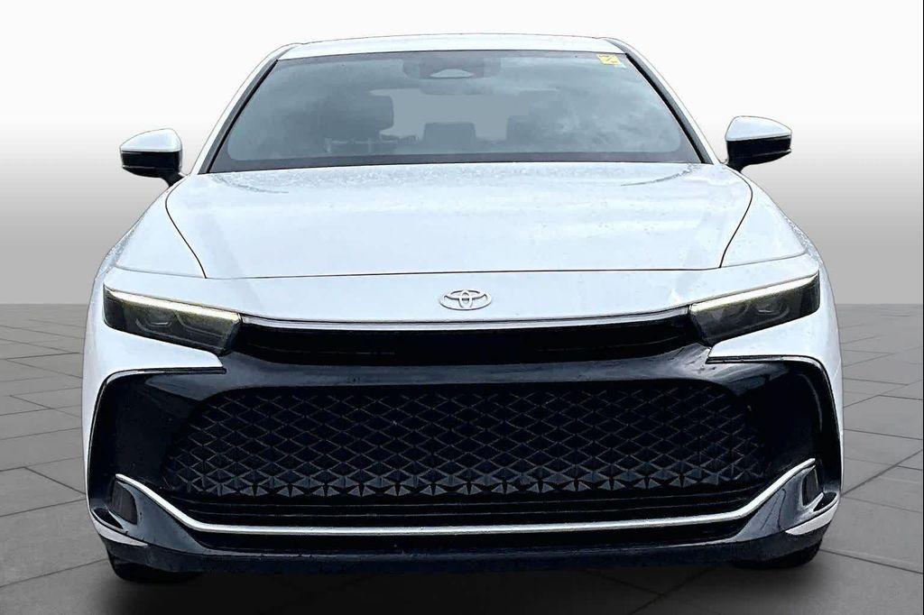 Toyota Crown 2023