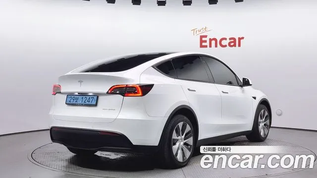Tesla Model Y 2022