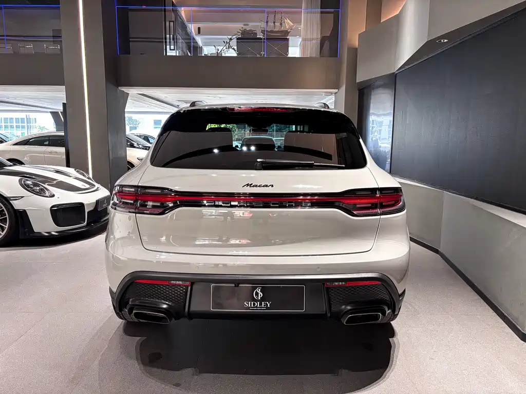 Porsche Macan 2023