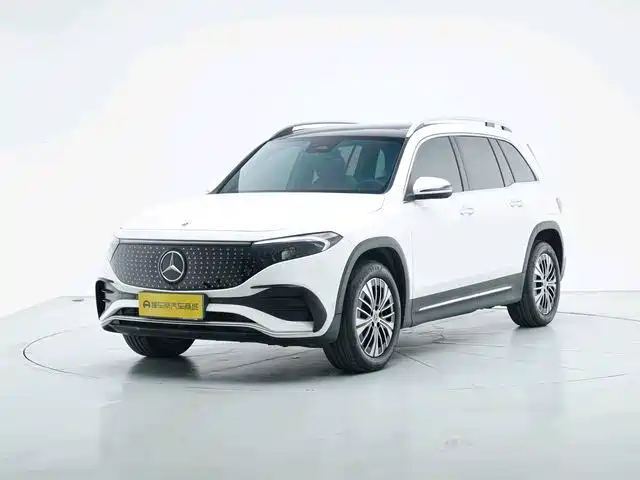 Mercedes-Benz EQB 2026