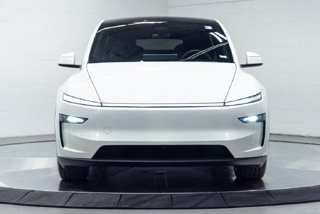 Tesla Model Y 2026
