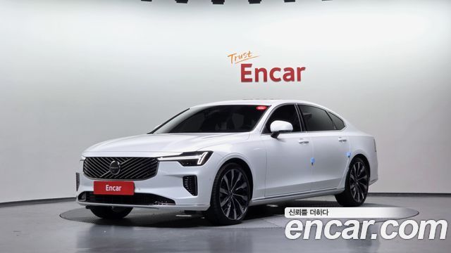 Volvo S90 2025