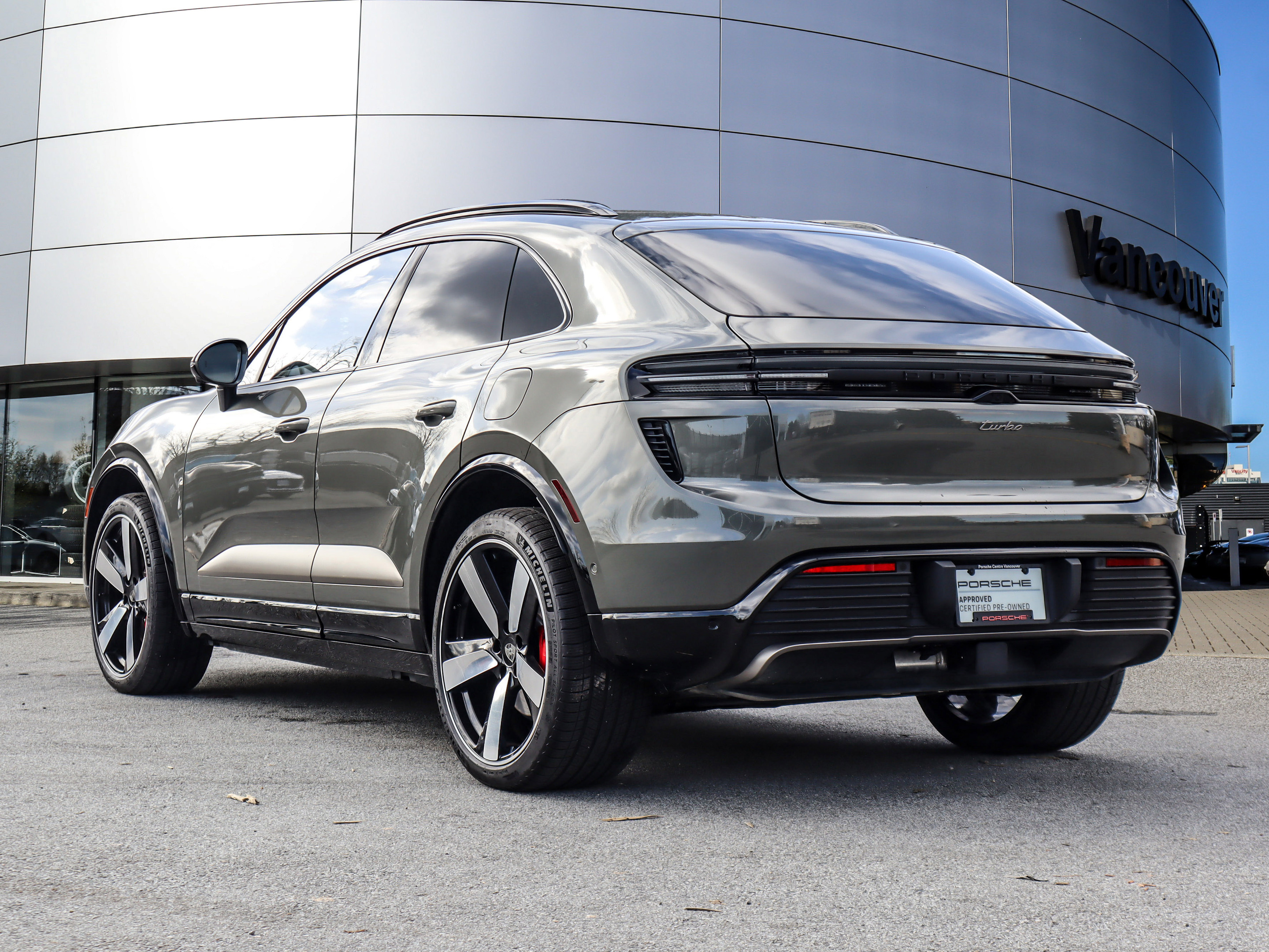 Porsche Macan 2024