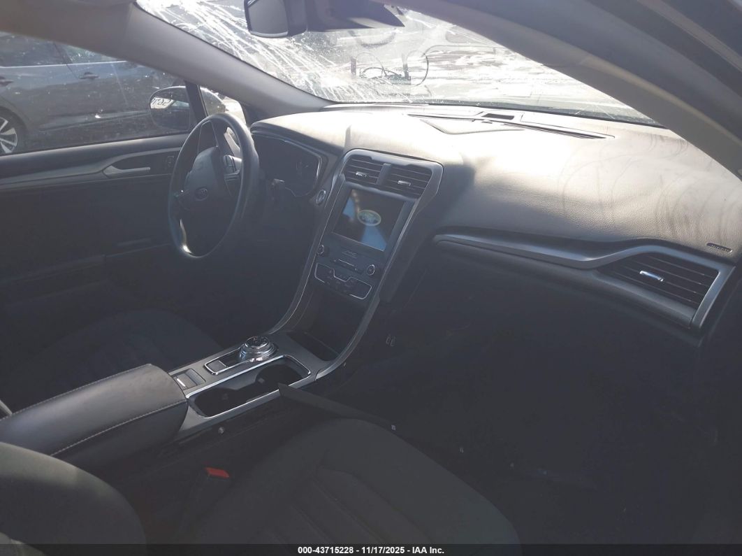 Ford Fusion 2020
