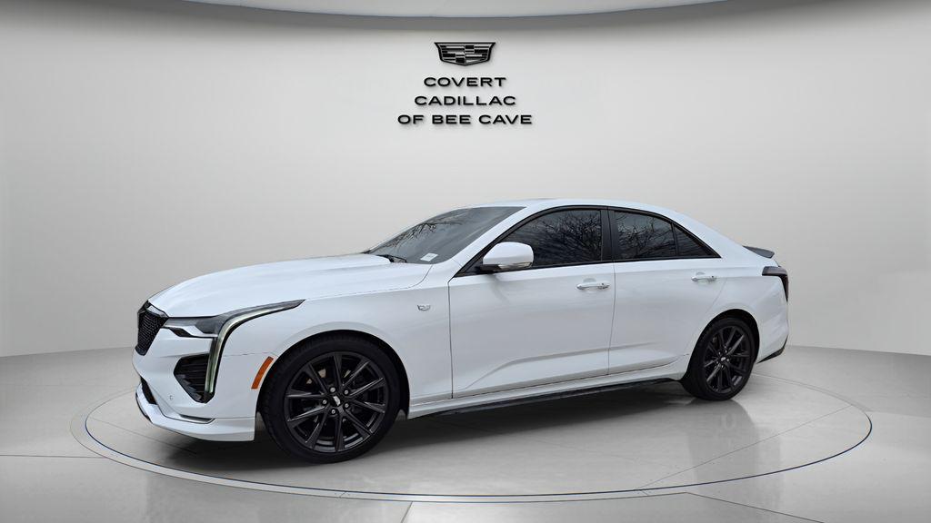 Cadillac CT4 2023