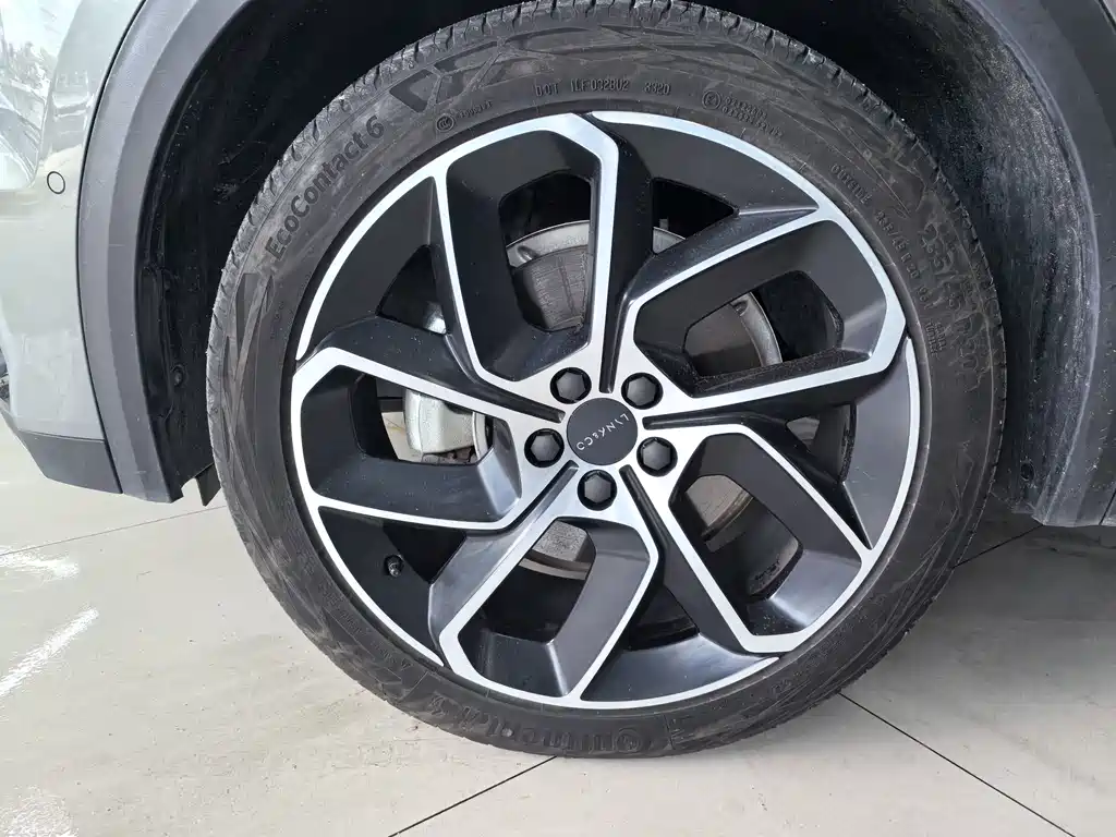 Lynk & Co 05 2020