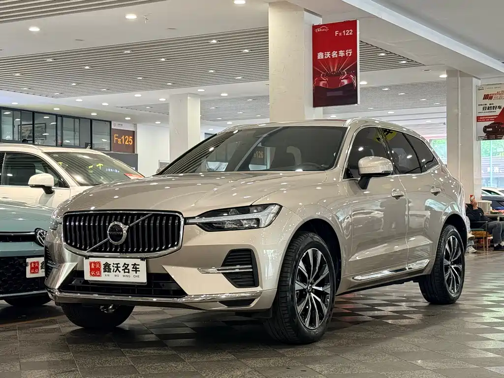 Volvo XC60 2023