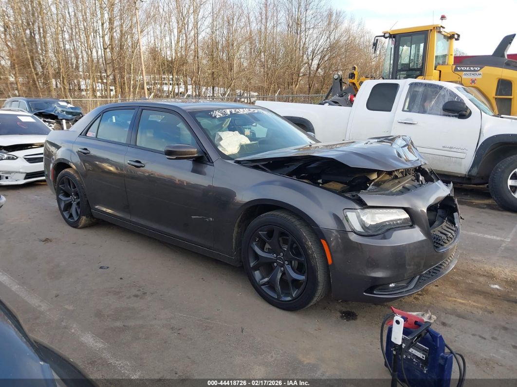 Chrysler 300 2023
