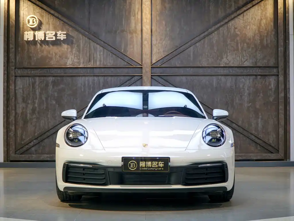 Porsche 911 2021