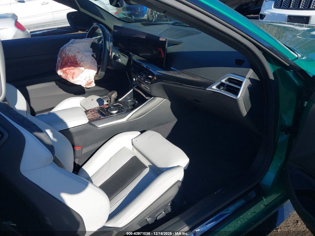 BMW M4 2025