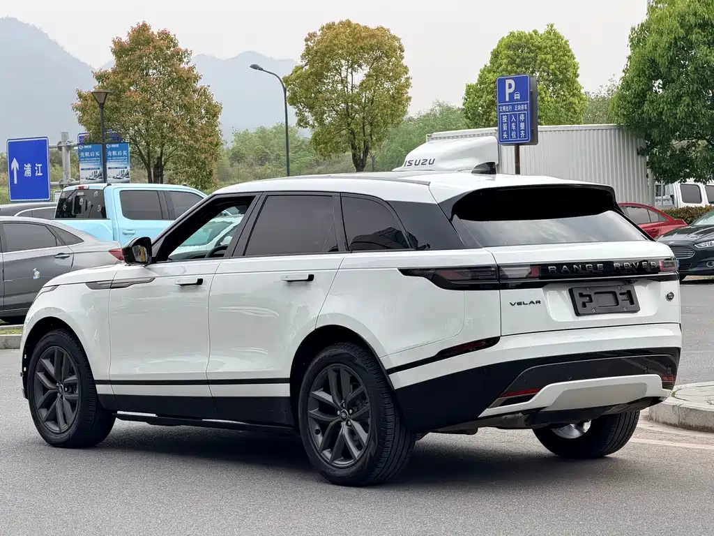 Land Rover Range Rover Velar 2024