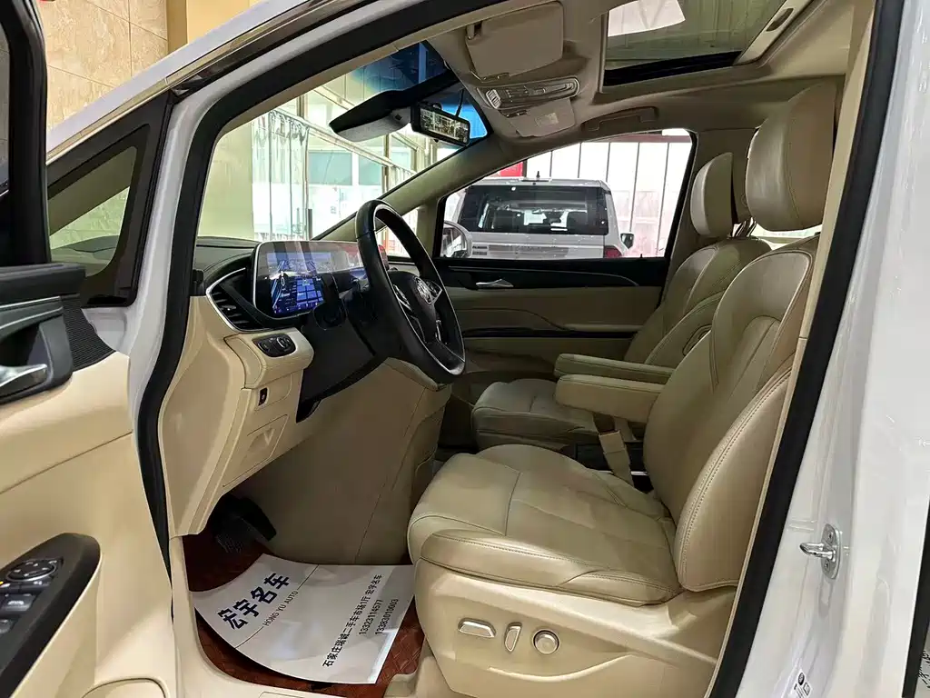Buick GL8 2024