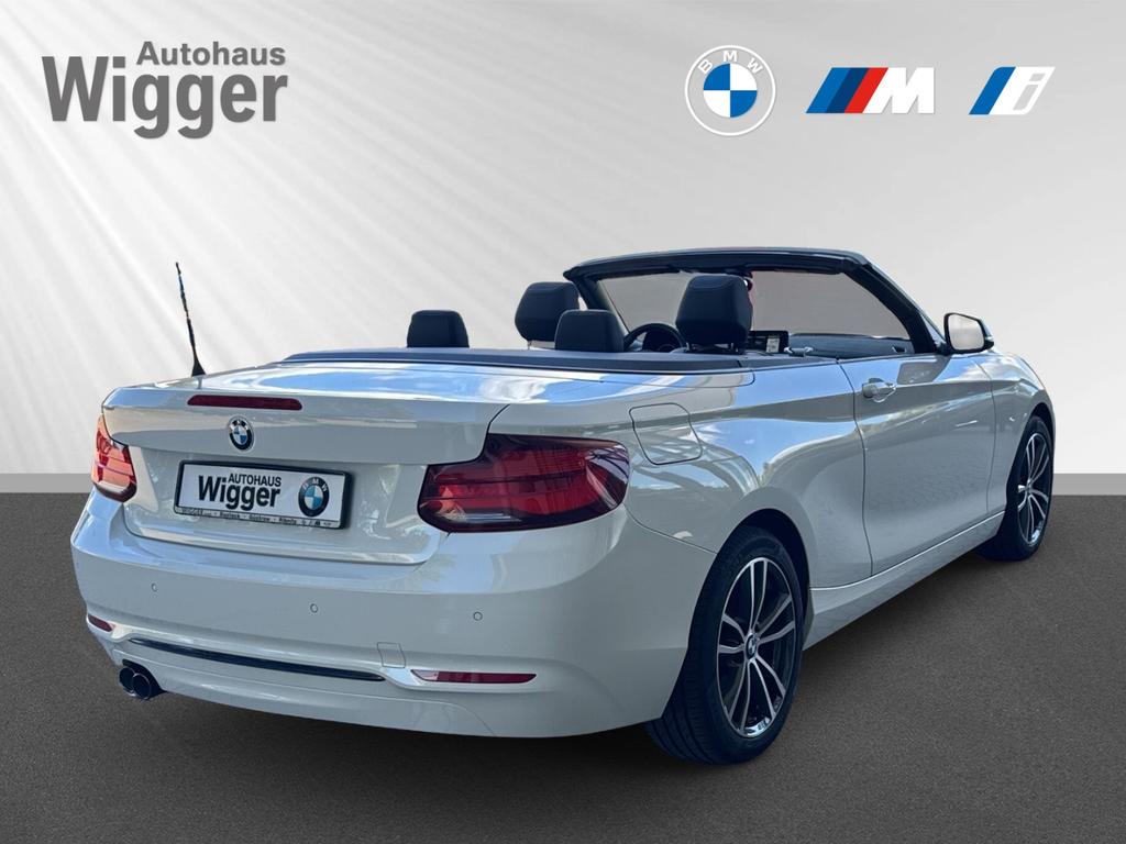 BMW 218 2021