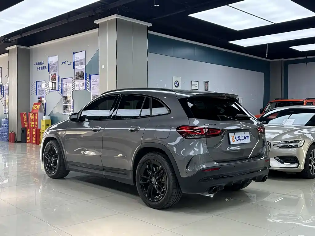 Mercedes-Benz GLA AMG 2024
