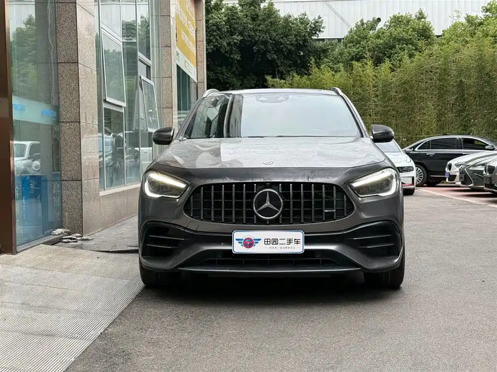 Mercedes-Benz CLA AMG 2021