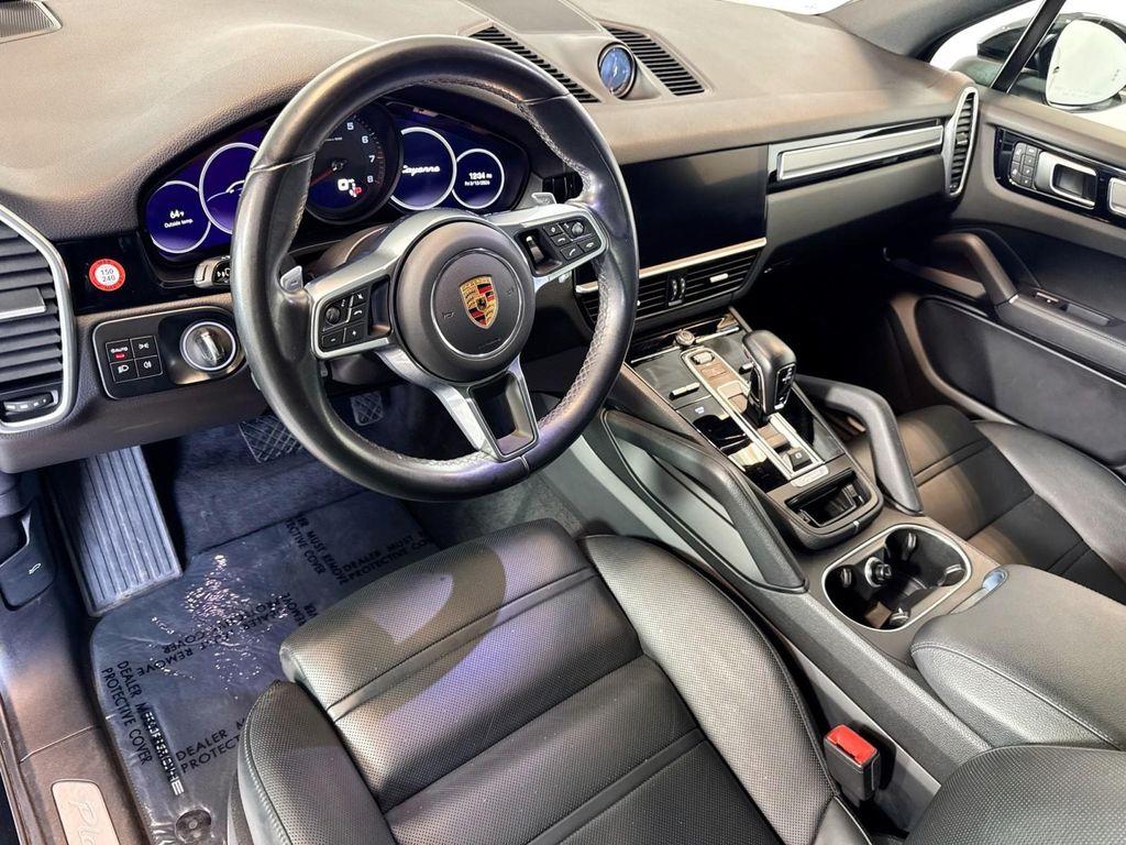 Porsche Cayenne 2023