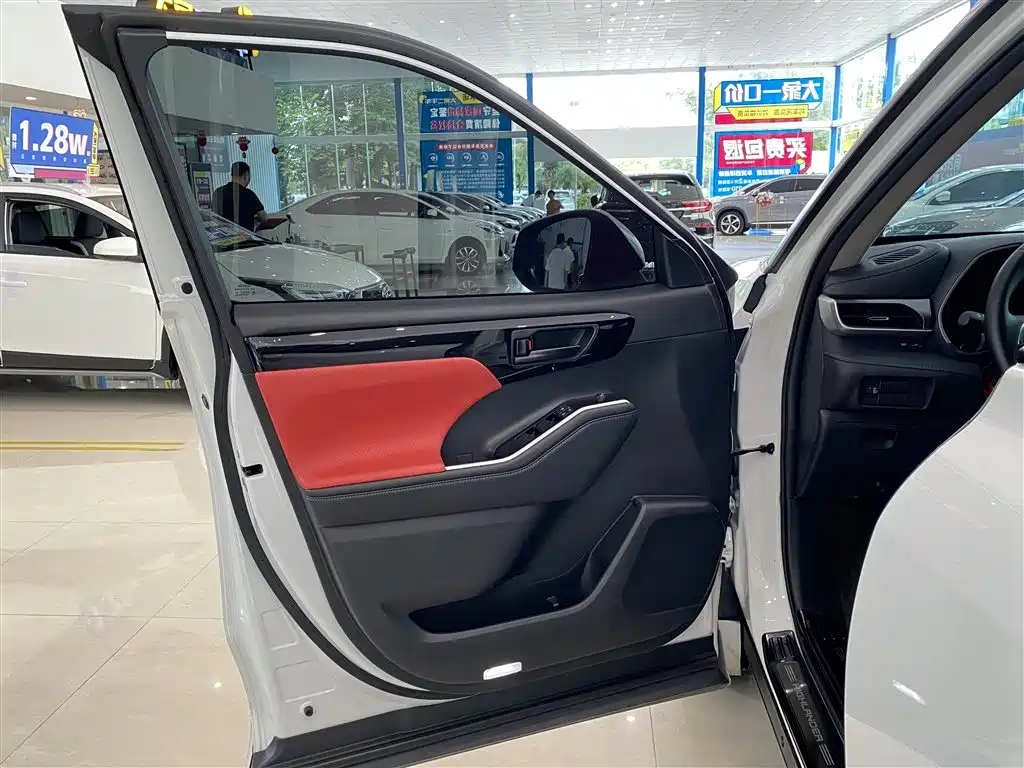 Toyota Highlander 2023