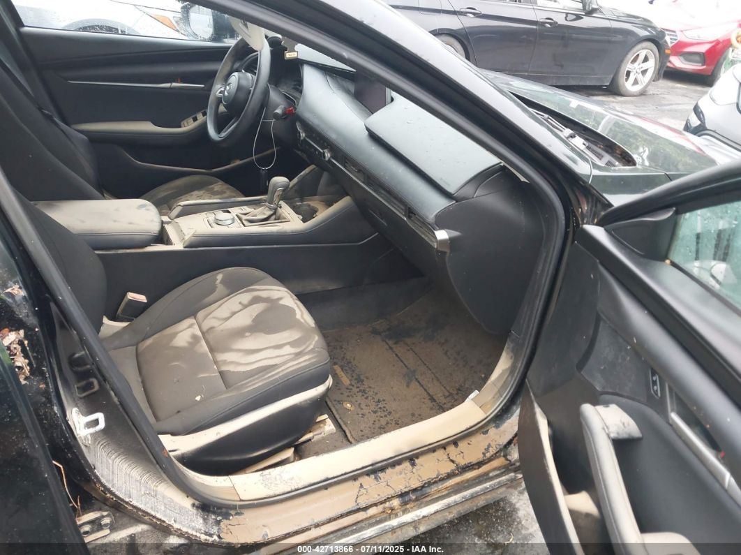 Mazda 3 2022