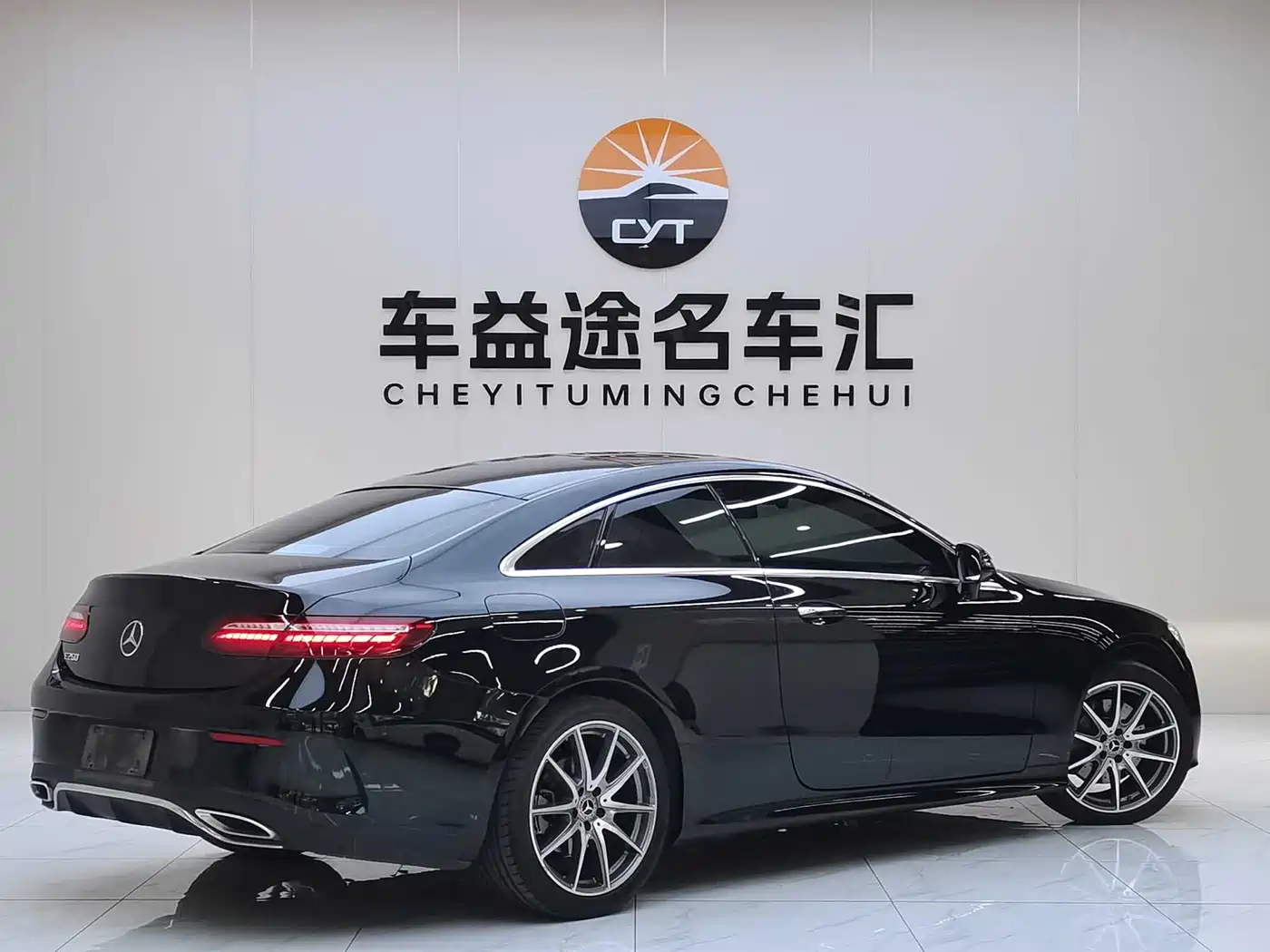Mercedes-Benz E-Класс 2023