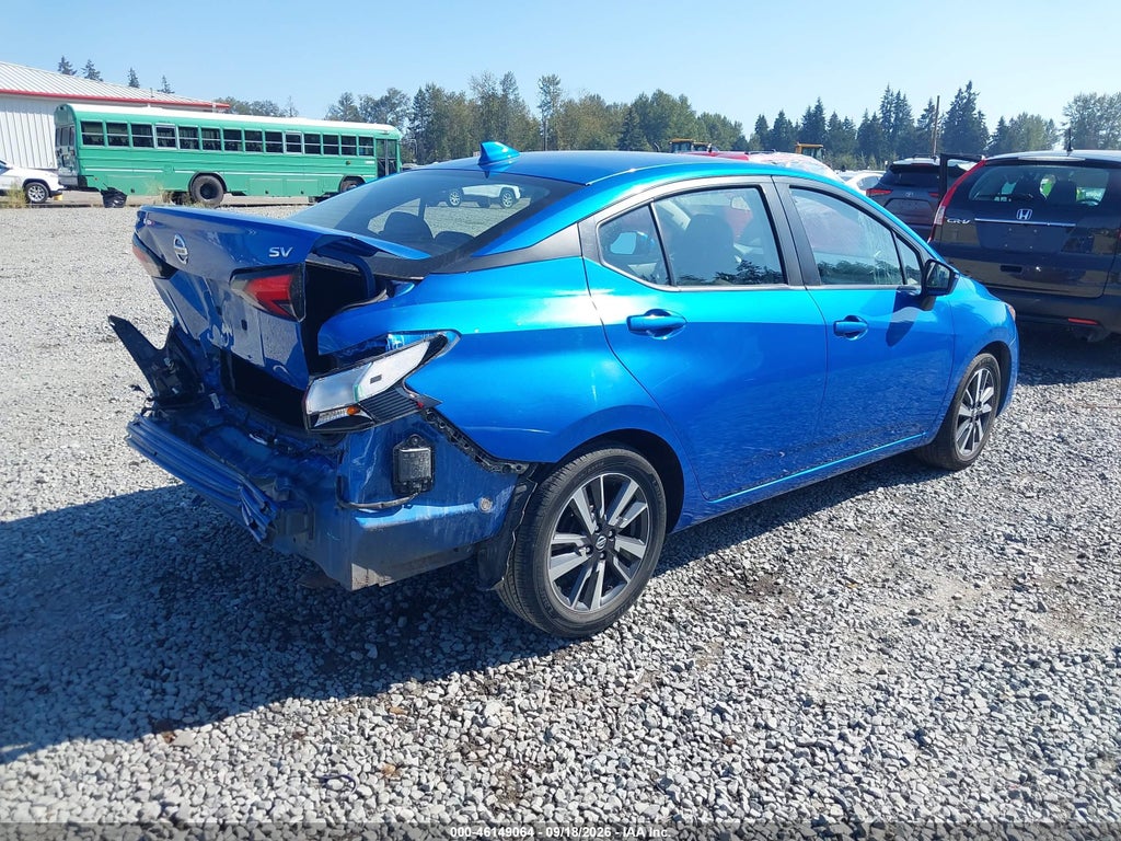 Nissan Versa 2021