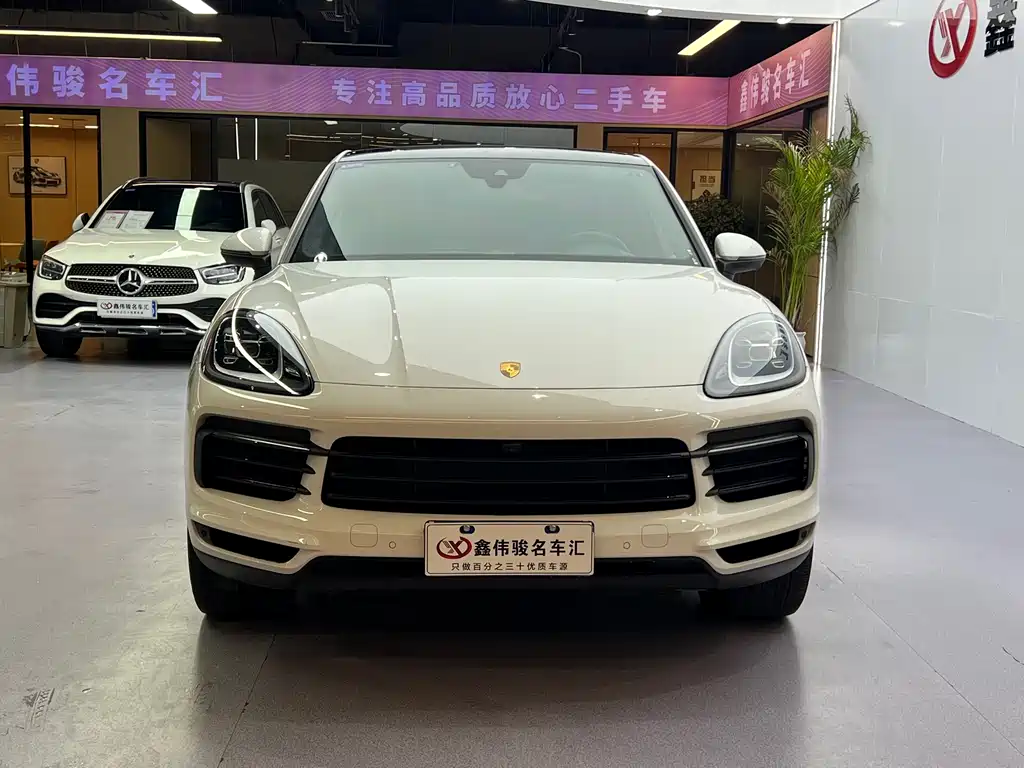 Porsche Cayenne 2021