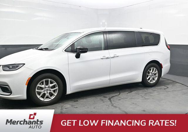 Chrysler Pacifica 2024