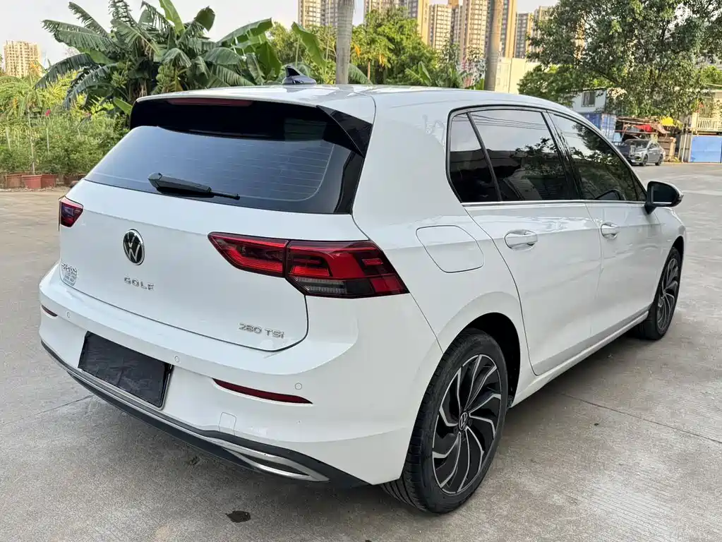 Volkswagen Golf 2020