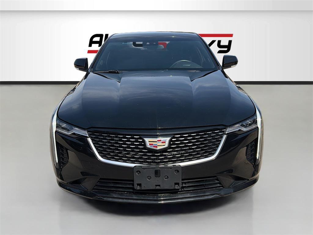 Cadillac CT4 2025