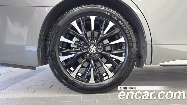 Toyota Alphard 2025