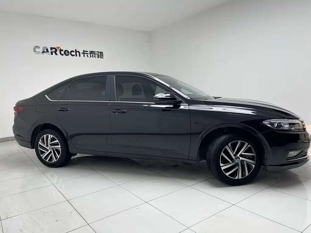 Volkswagen Lavida 2022