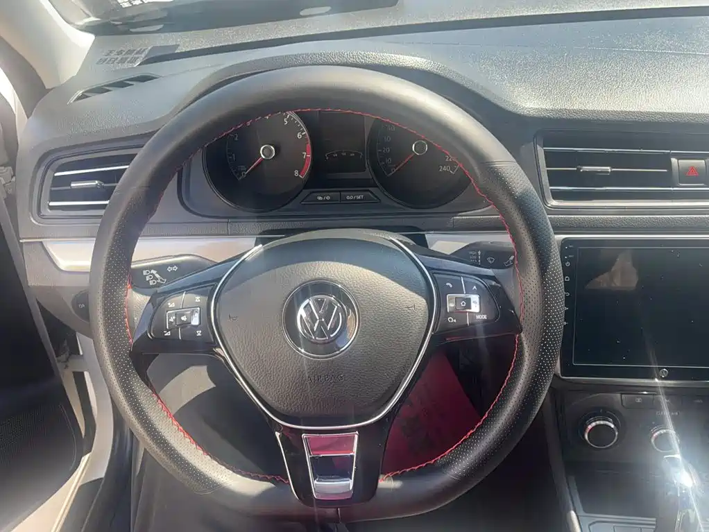 Volkswagen Lavida 2022