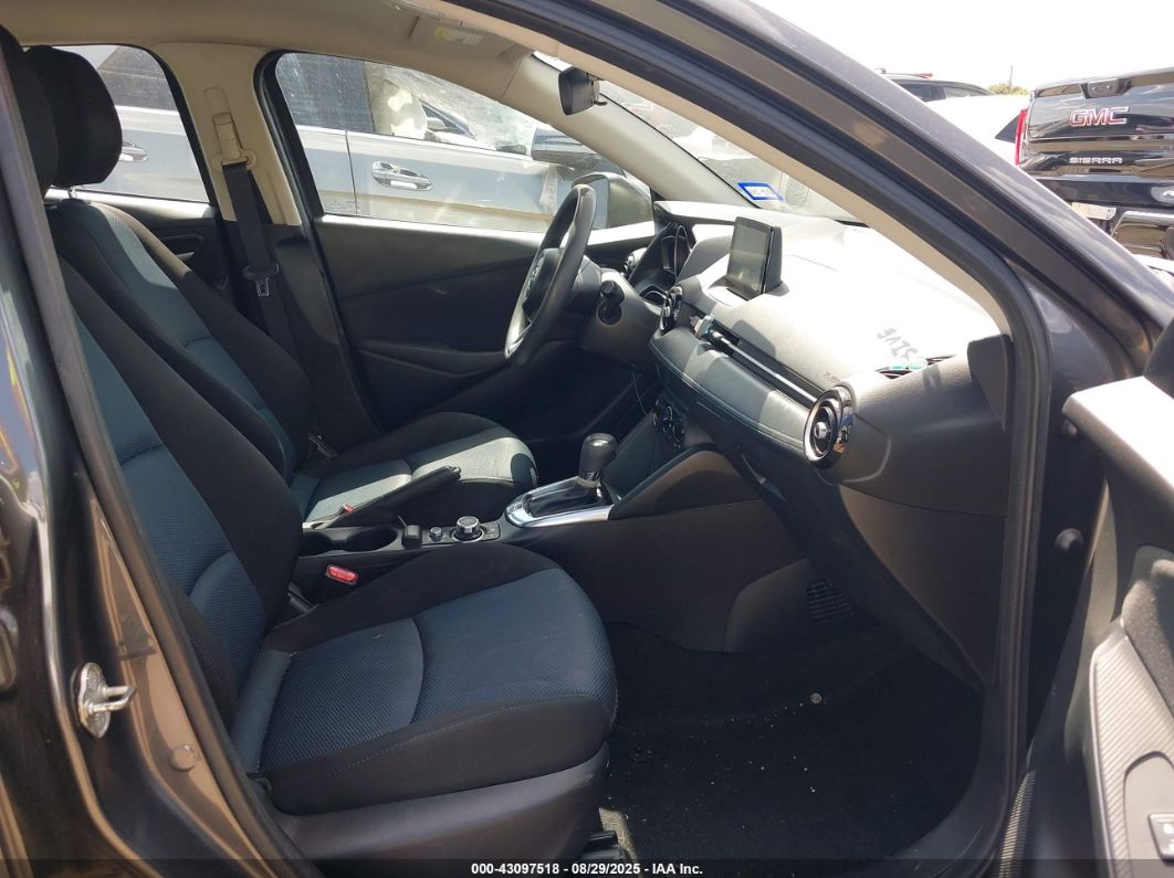Toyota Yaris 2020