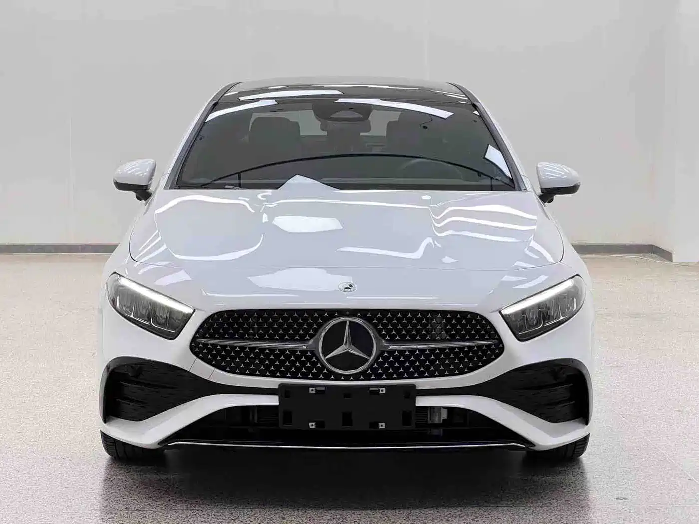 Mercedes-Benz A-Класс 2024