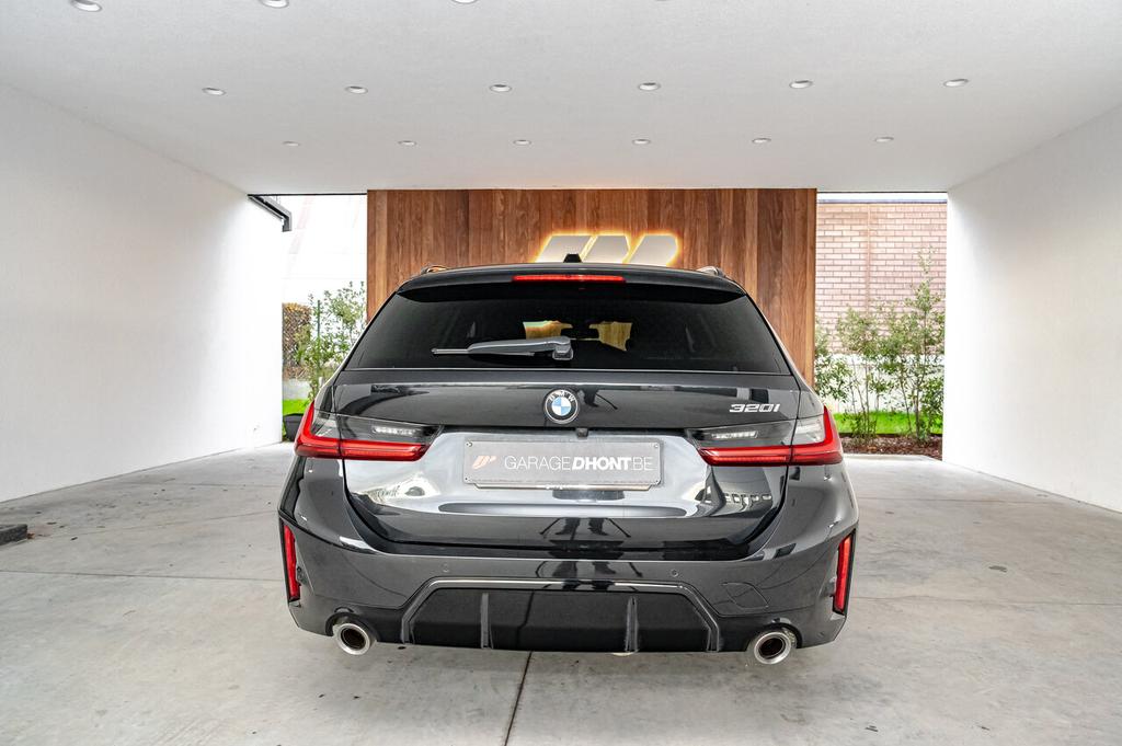BMW 320 2025