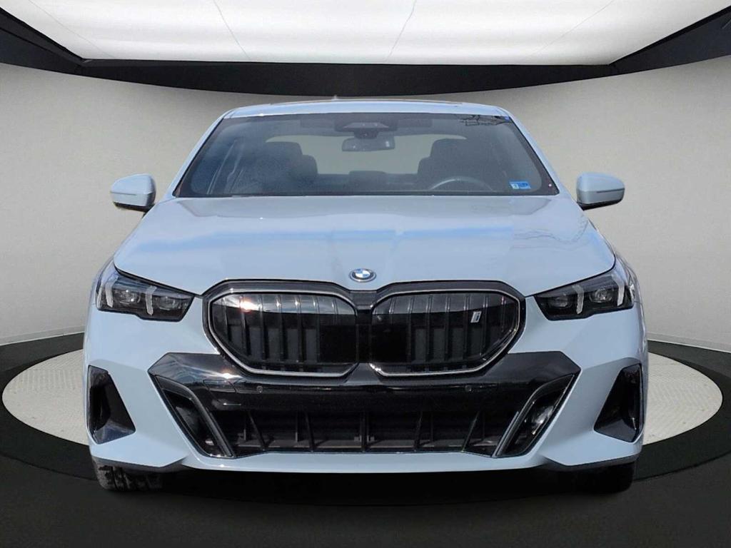 BMW i5 2025